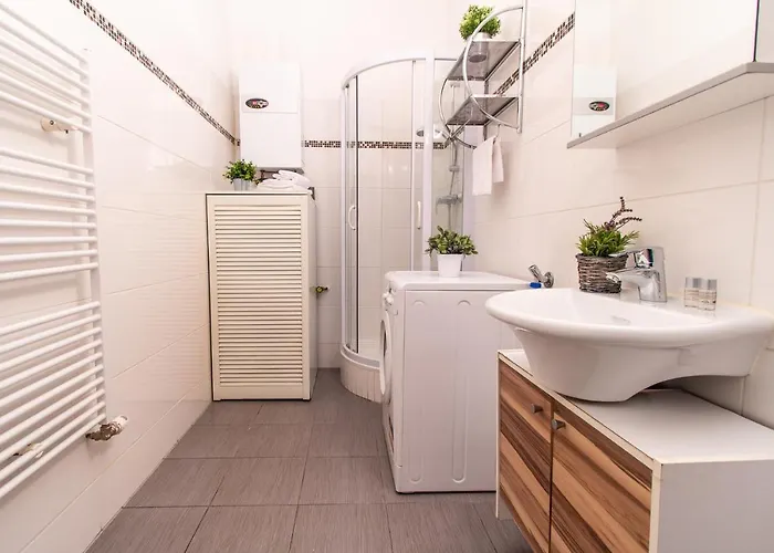 Mandlgasse I Contactless Check-in Apartman Bécs