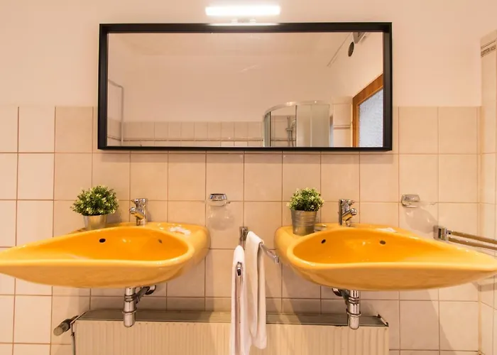 Mandlgasse I Contactless Check-in Apartman Bécs